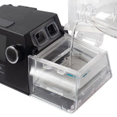 Cámara de agua Luna G3 de 3B Medical, transparente para ver nivel y rellenar fácilmente.