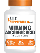BulkSupplements acido-ascorbico capsulas 1000 mg primer plano para vitalidad diaria.