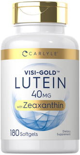 Carlyle Luteína y Zeaxantina en cápsulas blandas dentro de la botella, posible apoyo a la salud ocular.