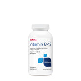 GNC B-12 1500mcg, botella con vertido; posible apoyo a la energía diaria.