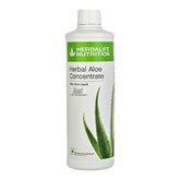 Herbalife Aloe Cranberry en botella de 473 ml con tapa cerrada para beber saludable