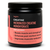 LEGION creatina micronizada monohidrato en vaso para apoyo al rendimiento.