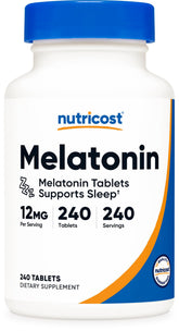 Nutricost Melatonina 12 mg, botella con tabletas fáciles de tragar para apoyar el sueño