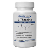 Superior Labs L-Theanine: cápsulas en botella vegana para uso diario y relajación suave.