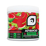 Advanced Hydration: vaso con hielo muestra sabor fresa-sandía refrescante