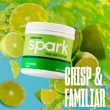 Preparación rápida de AdvoCare Spark Limeade en agua.