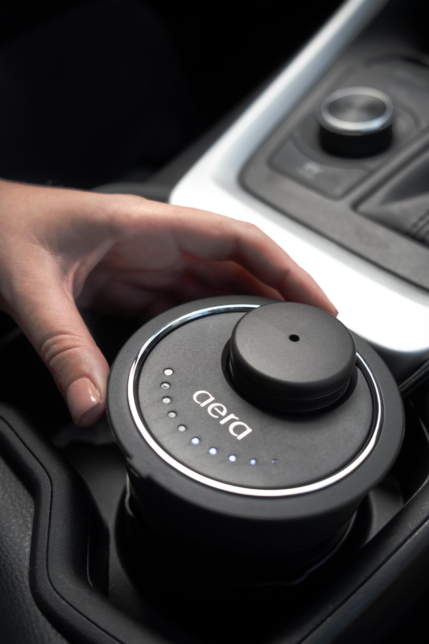 Aera Go: diseño compacto que se integra en cualquier tablero.