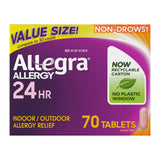 Envase Allegra de 70 tabletas para alivio diario de alergias.