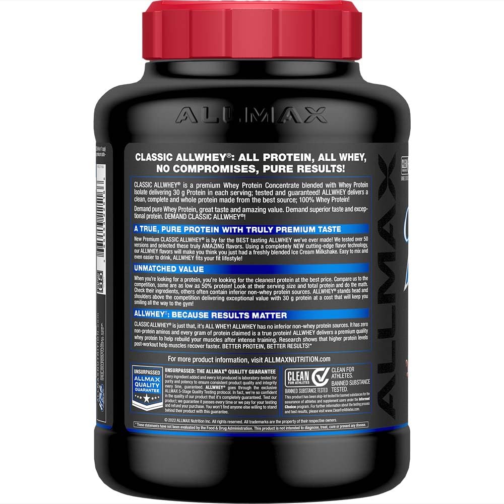 ALLMAX AllWhey Chocolate mezcla con agua para un batido rápido y suave.