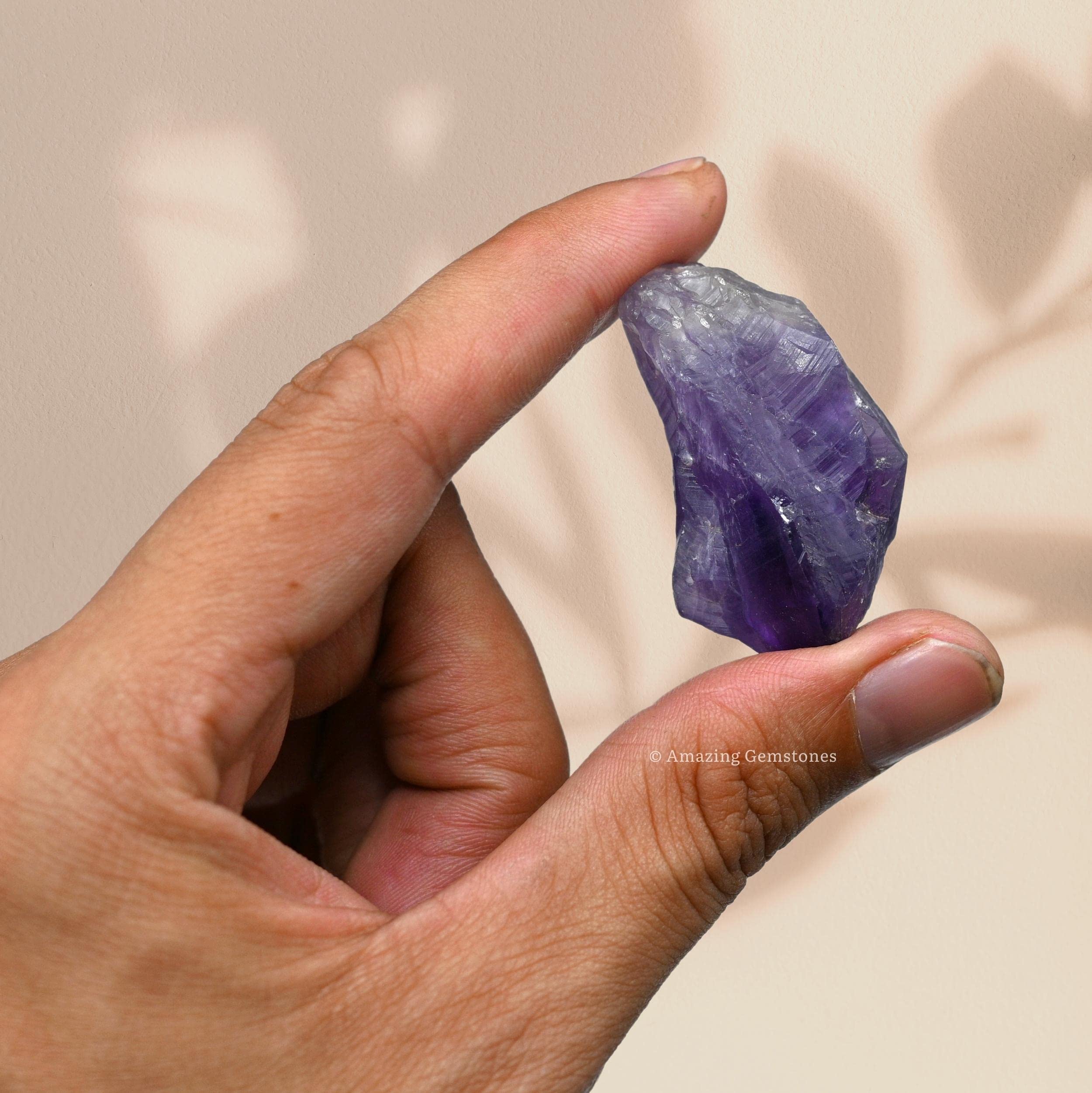 Amazing Gemstone amatista para meditación y claridad mental.