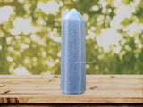 Ambiente energizado con la torre Amazing Gemstone azul