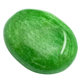 Amazing Gemstone: cuarzo fresa verde en detalle para color vibrante y uso meditativo.