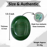 Amazing Gemstone: detalle de textura aventurina verde para sentir vibraciones al sostenerla.