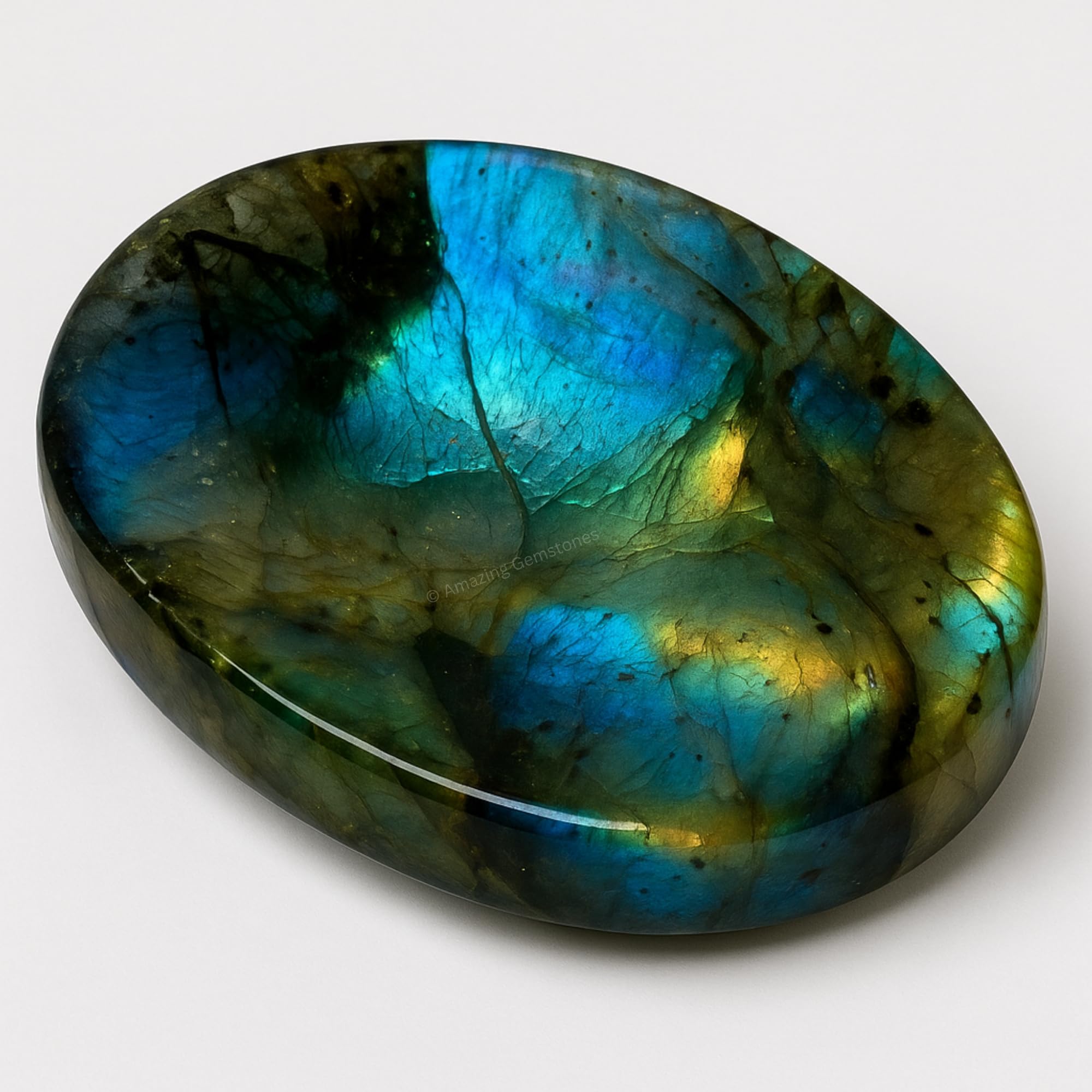 Amazing Gemstone Labradorite: piedra pulgar-preocupación para concentración y respiración