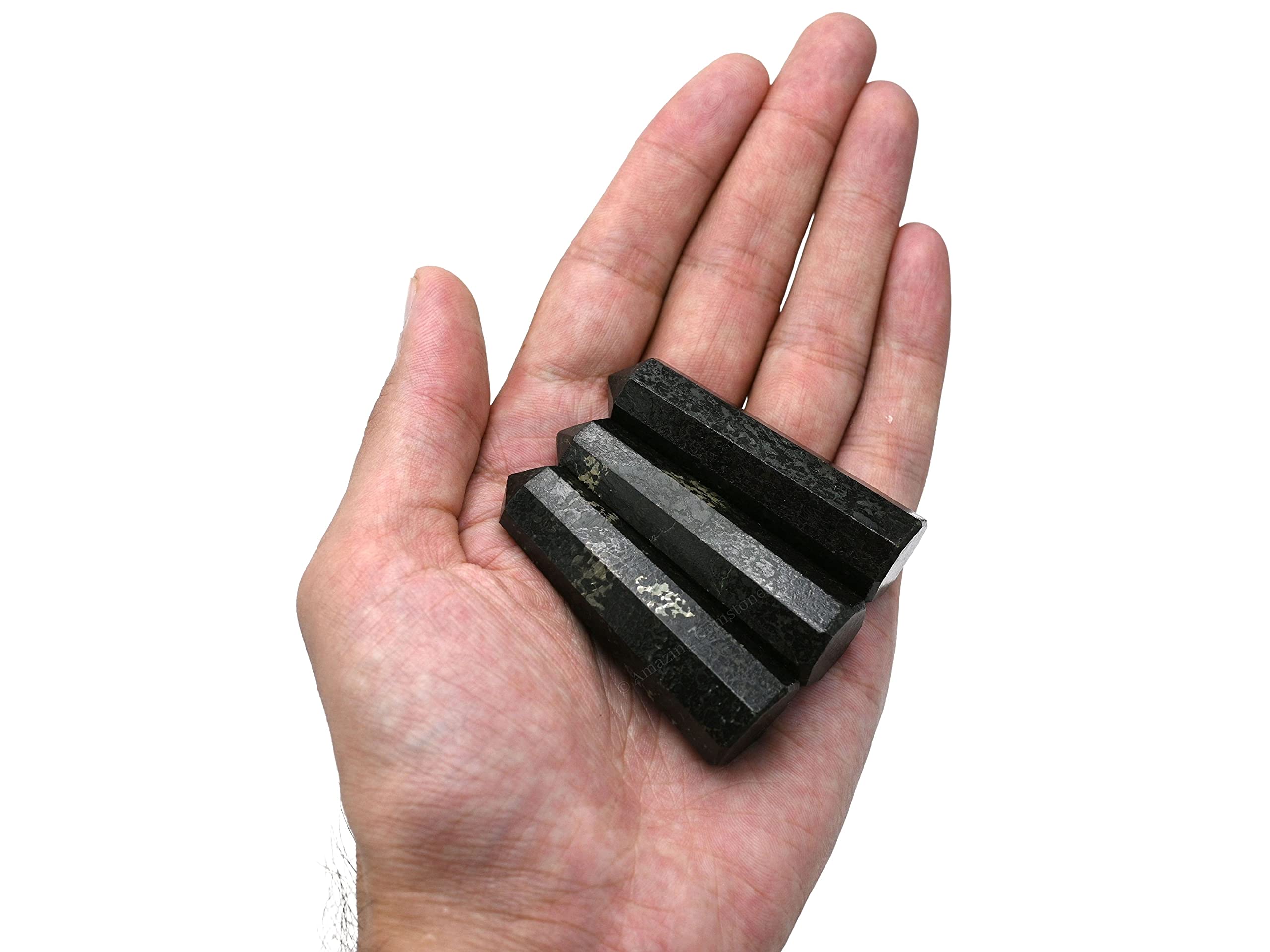 Amazing Gemstone Nuummite punta cristal: dirección de energía para protección y balance