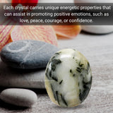 Amazing Gemstone: piedra palma verde en cristal elegante, pieza decorativa.