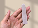 Amazing Gemstone Pink Calcite: torre-punta puede servir como foco para purificación del ambiente.