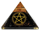 Amazing Gemstone piramide tamano 2-8x2-8x3-1 para escritorio.