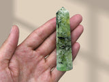Amazing Gemstone Prehnite, torre cristal bienestar, punto central para grid de cristales