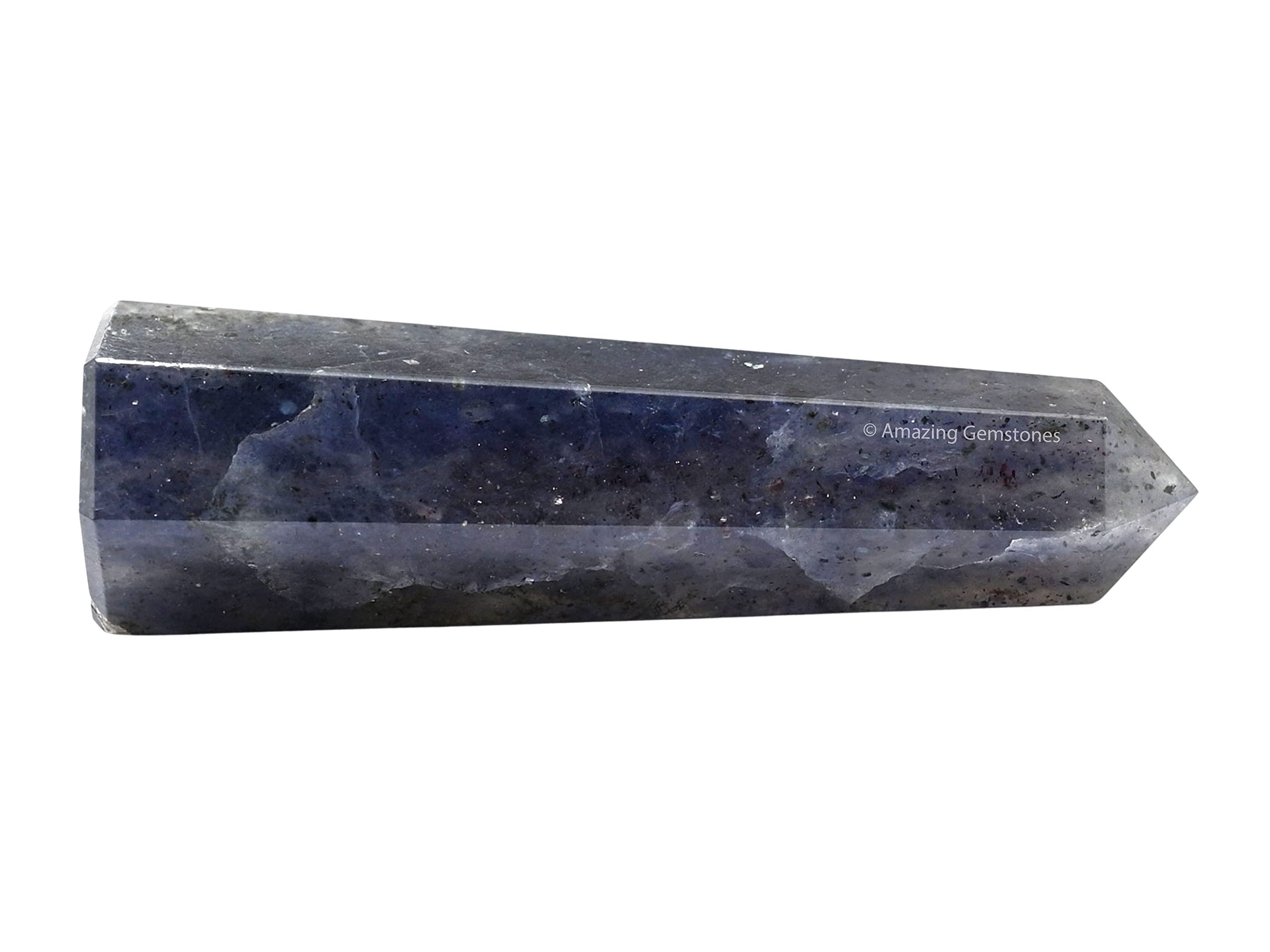 Punta iolite de Amazing Gemstone guía la energía en meditaciones.