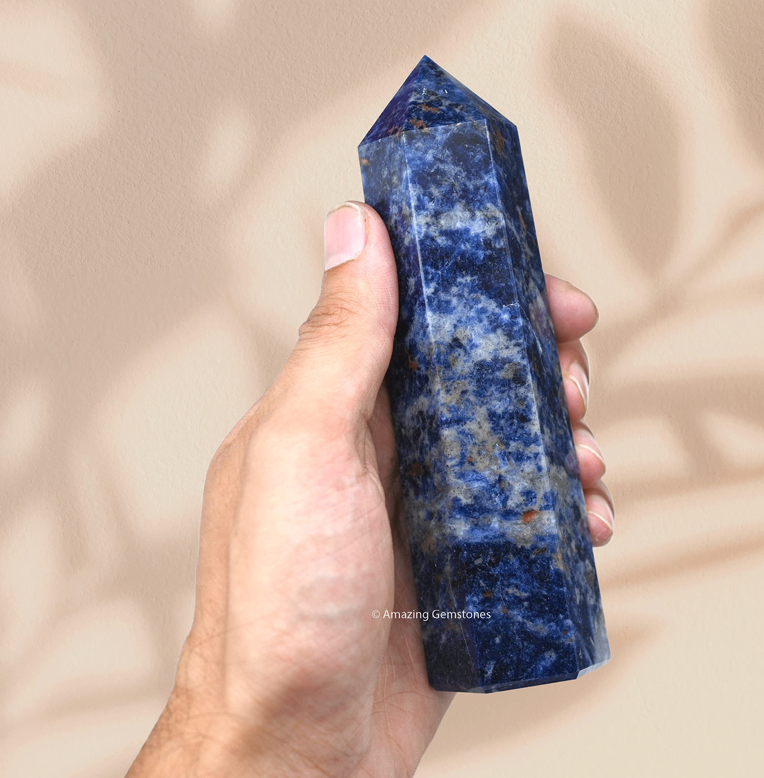 Purificación ambiental con sodalita Amazing Gemstone para reducir tensiones en espacios