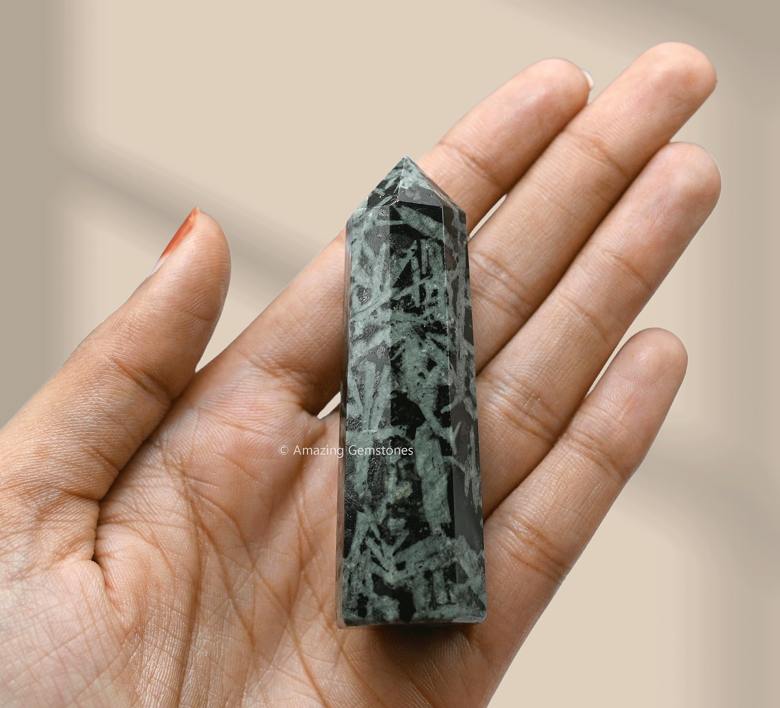 Amazing Gemstone rejilla cristal centro, para establecer intención y equilibrio en el espacio.