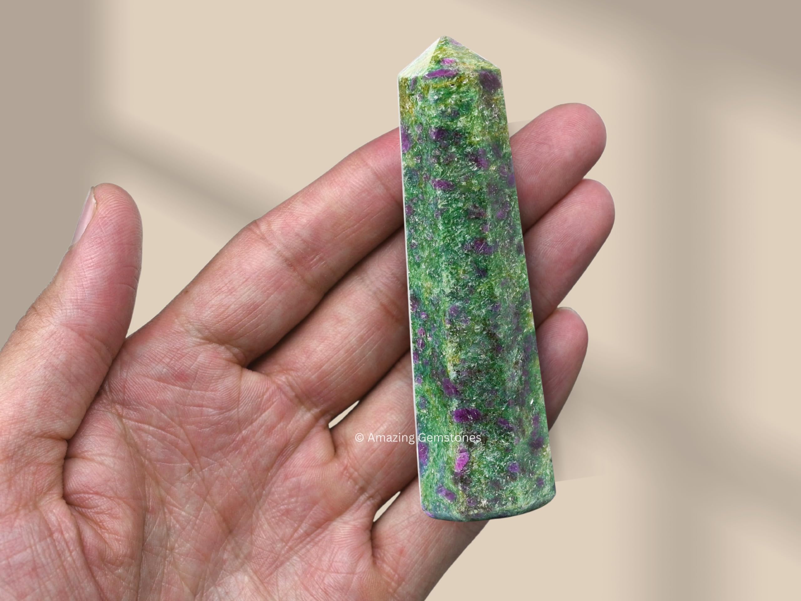 Amazing Gemstone Rubí Fuchsita Torre Cristal para cuadrículas y enfoque de intenciones