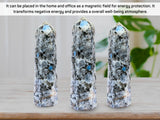 Torre arcoiris Moonstone de Amazing Gemstone, apoyo visual para concentración.