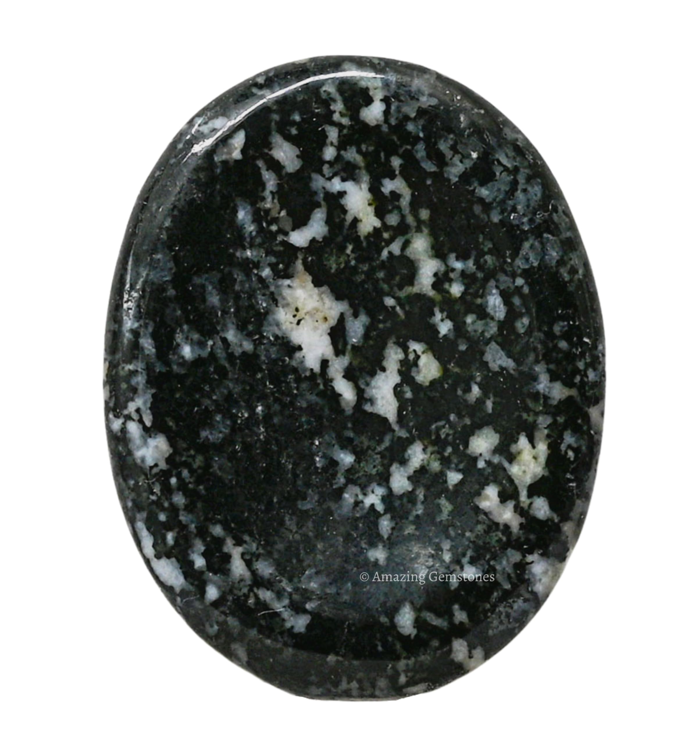 Amazing Gemstone Tourmalina Negra en mano: promueve concentración y calma durante prácticas.