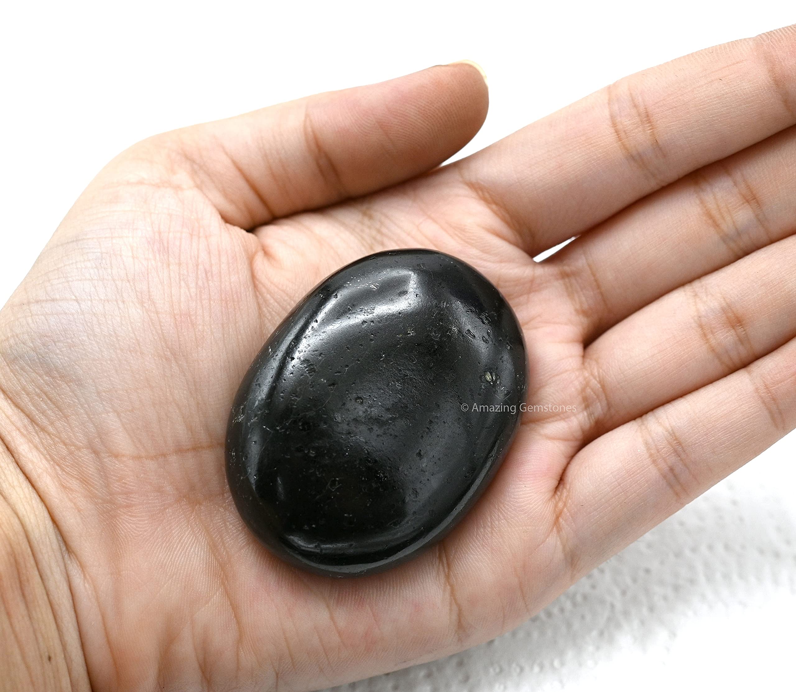 Ritual de aromaterapia suave con turmalina negra Amazing Gemstone