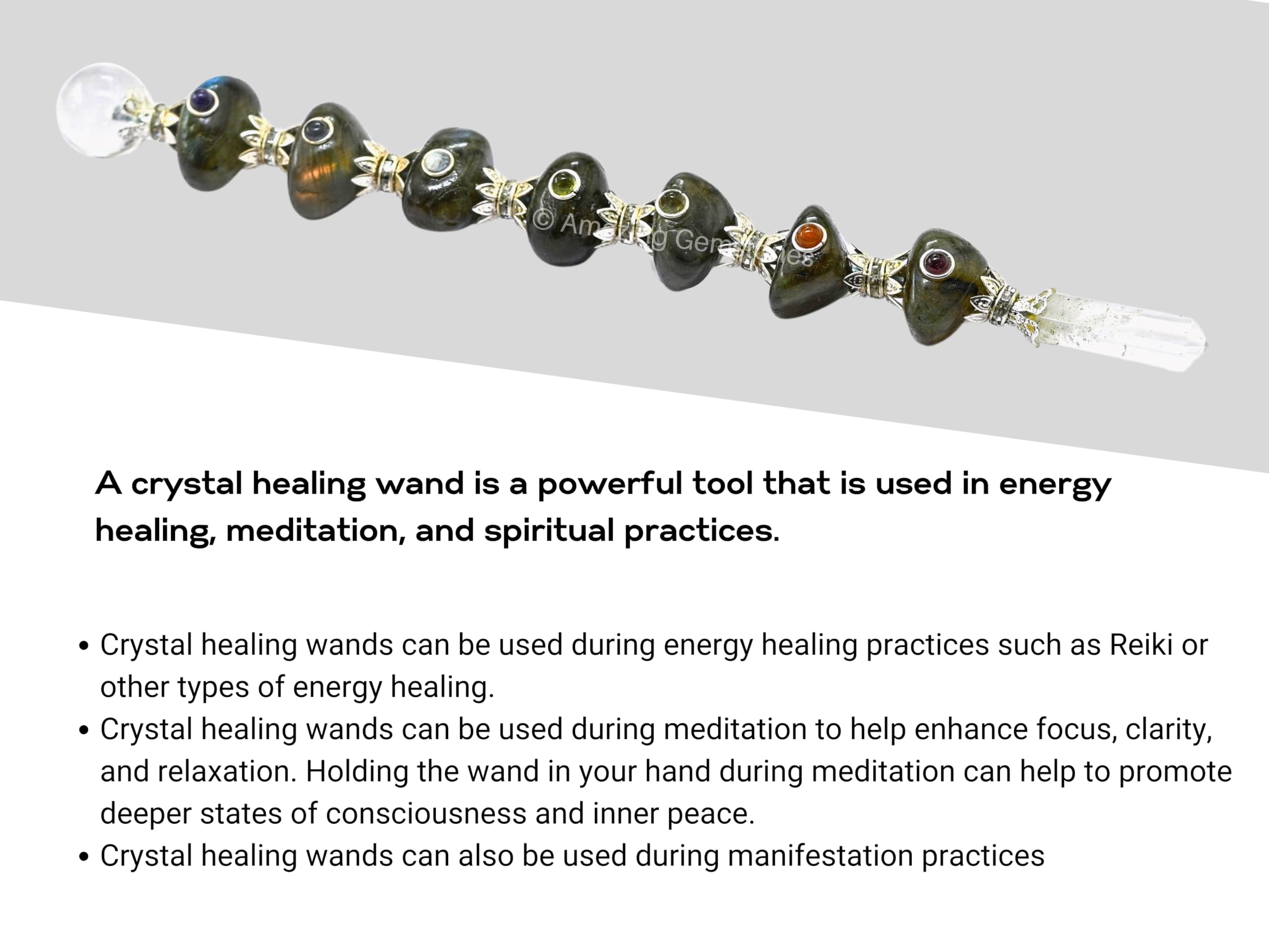 Amazing Gemstone varita labradorita en mano para enfoque y respiración durante yoga.
