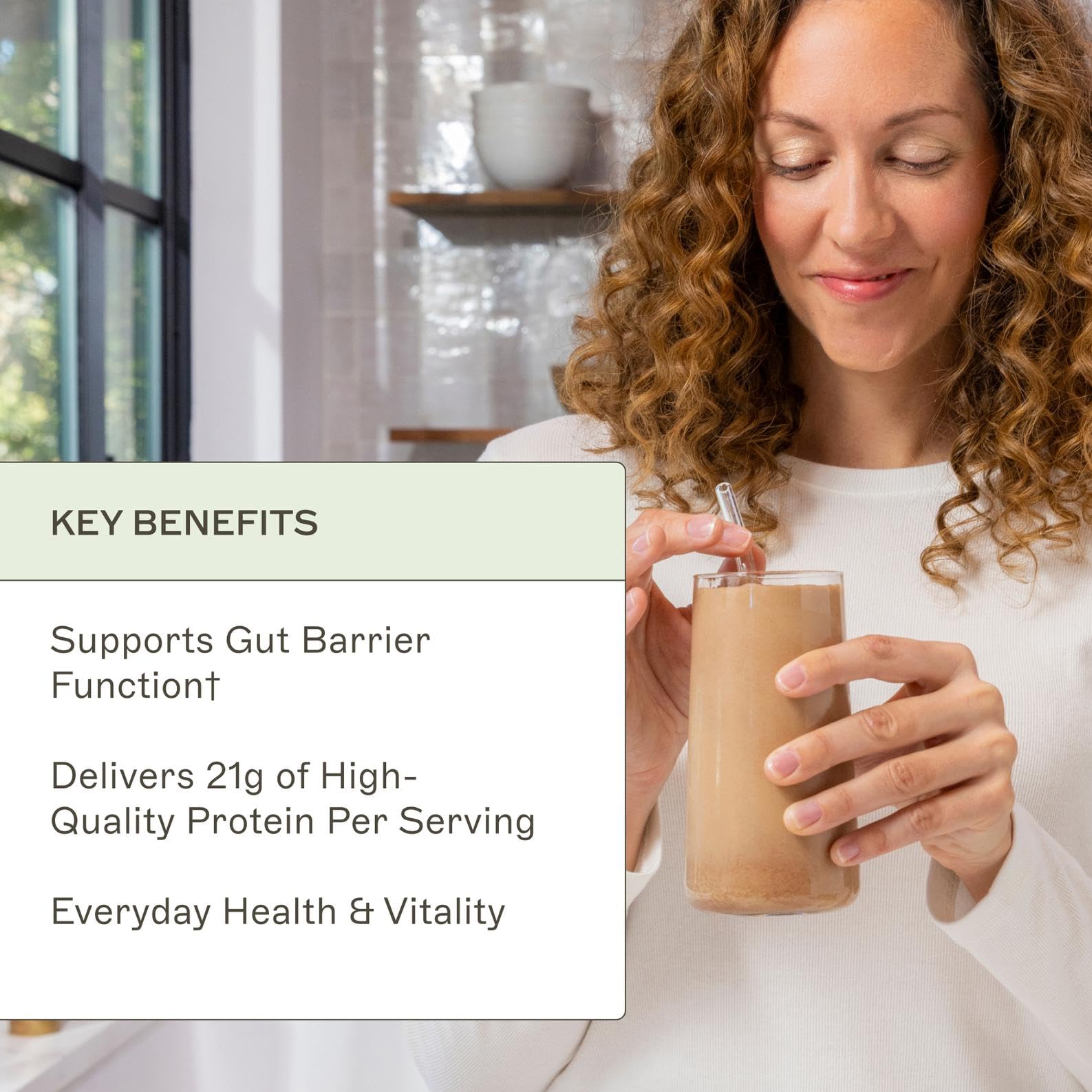 Preparación rápida de Amy Myers MD Paleo Protein Mocha Latte lista para beber