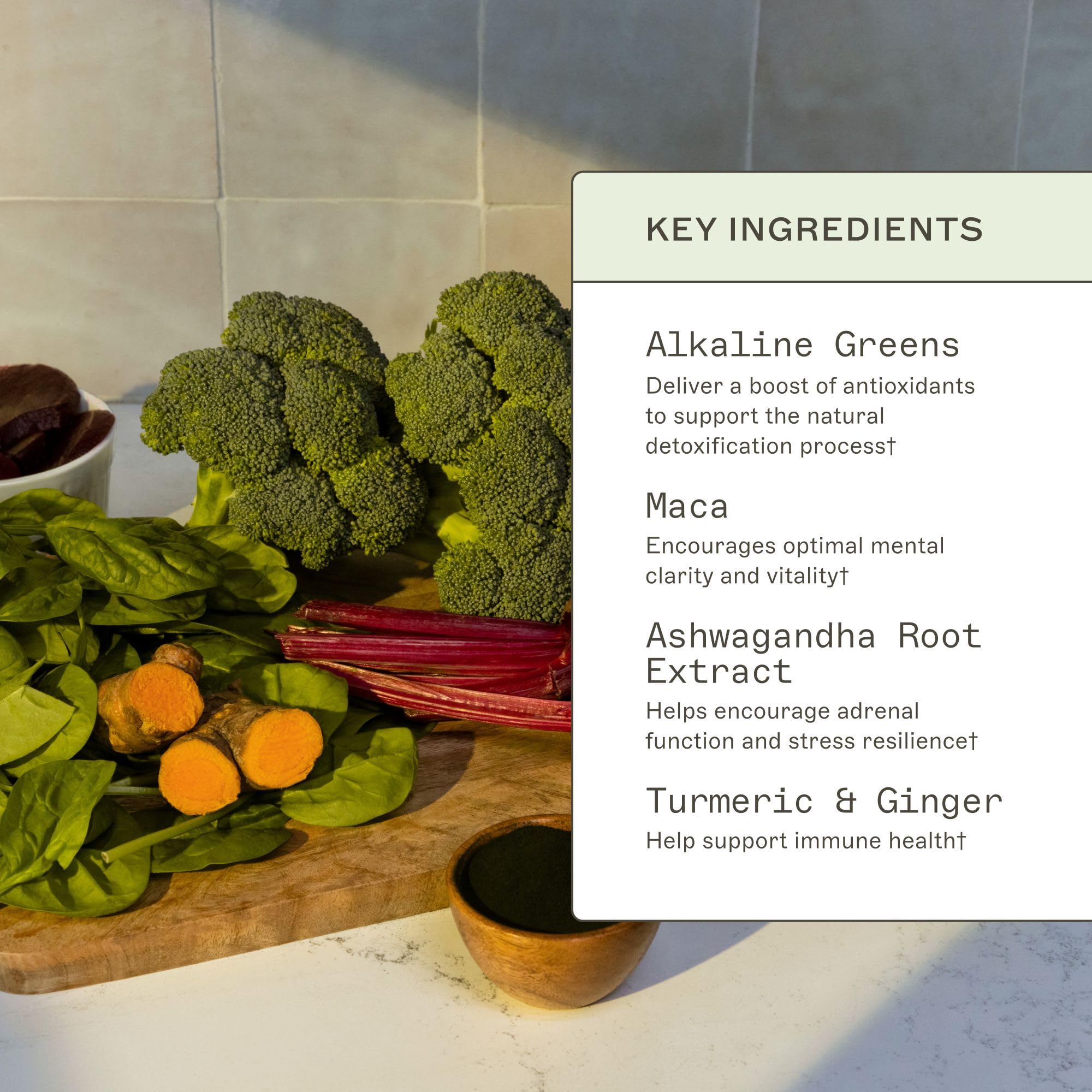 Spirulina y chlorella, ingredientes clave del polvo verde de Amy Myers