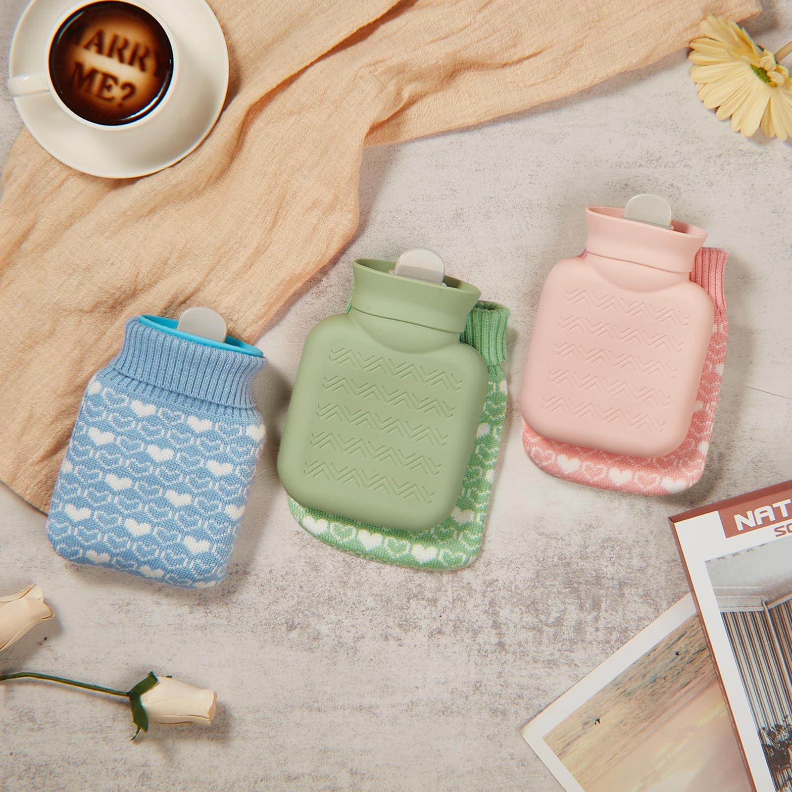 Amylove mini bolsa agua caliente con corazones, diseño alegre para uso diario.
