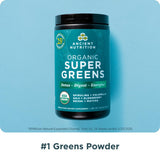 Mezcla Ancient Nutrition Super Greens en agua para batido rápido