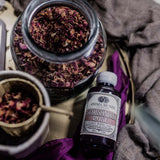 Anima Mundi Schisandra Rosa Elixir, bayas y rosas en primer plano, uso diario suave