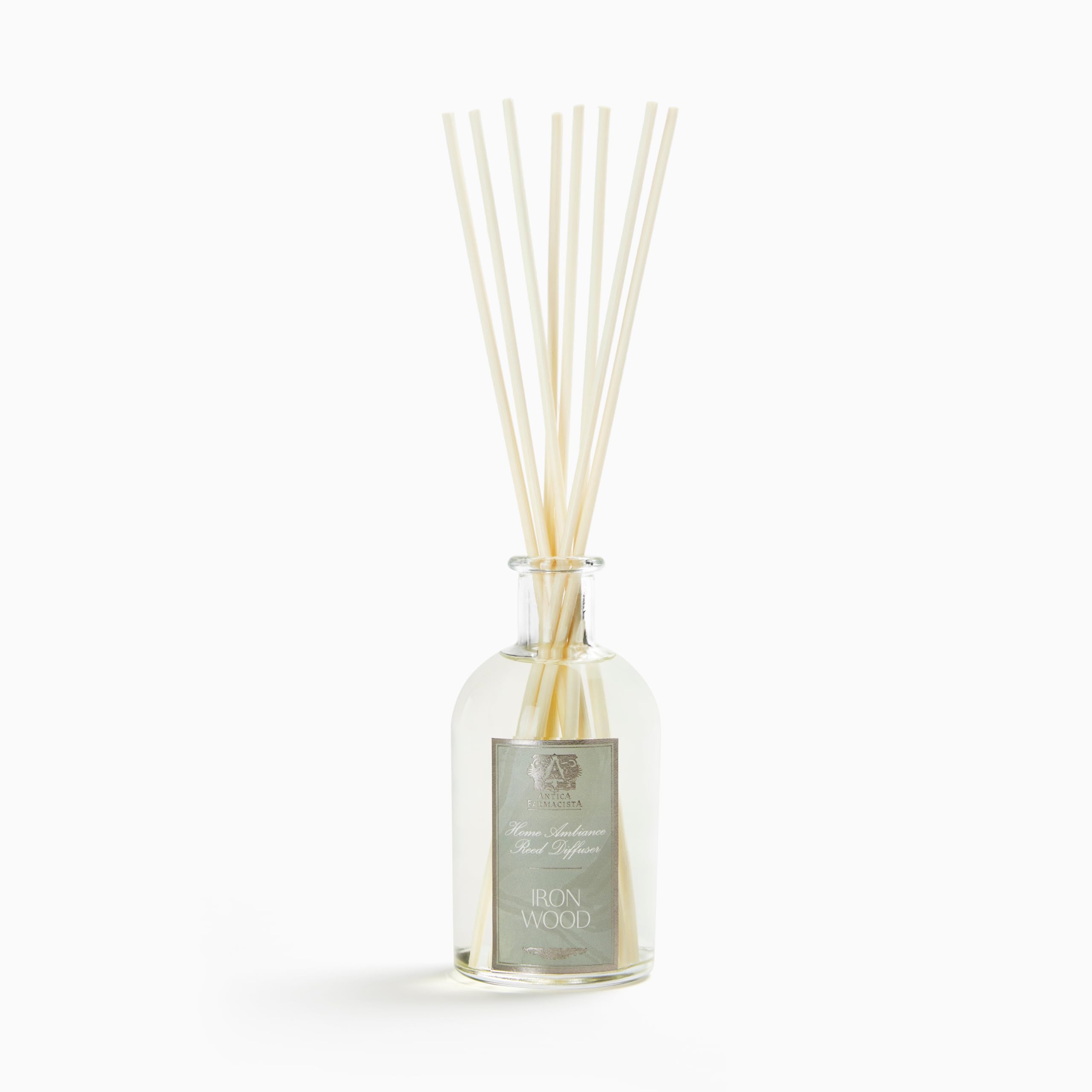 Antica Farmacista, botella de vidrio para ambientar espacios con fragancia duradera.