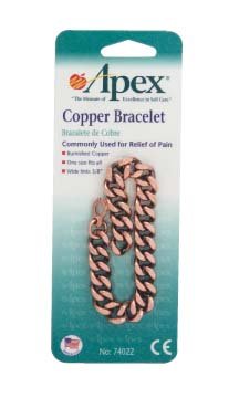 Detalle de enlace de la pulsera Apex, perfecto para combinar con estilos casuales