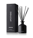 APOTHEKE Charcoal: botella de difusor para aroma duradero en el salón.