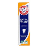 Textura cremosa de Arm & Hammer Advance White durante el cepillado.