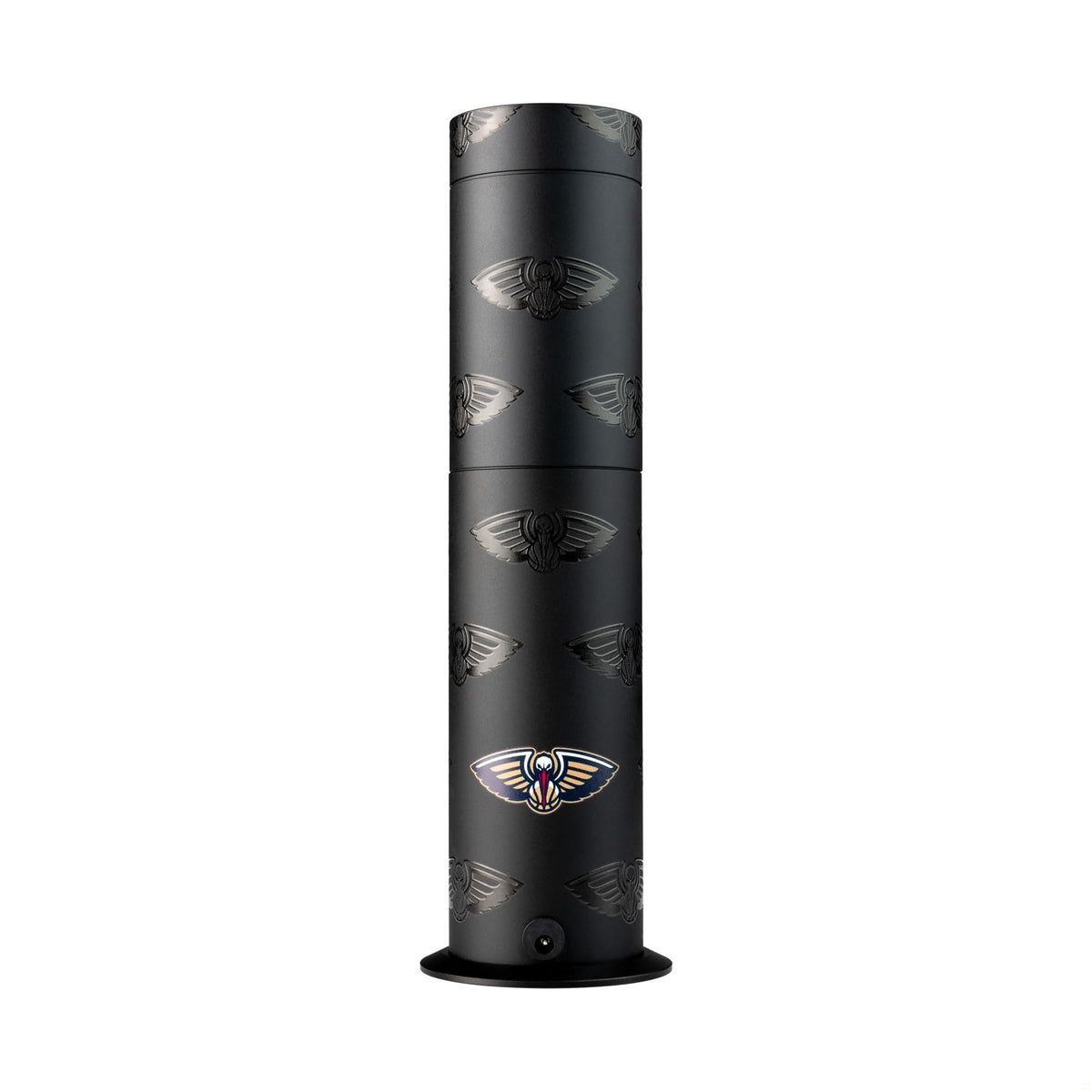 Aroma360 difusor mini Pro con logo de los Pelicans para ambientación elegante.
