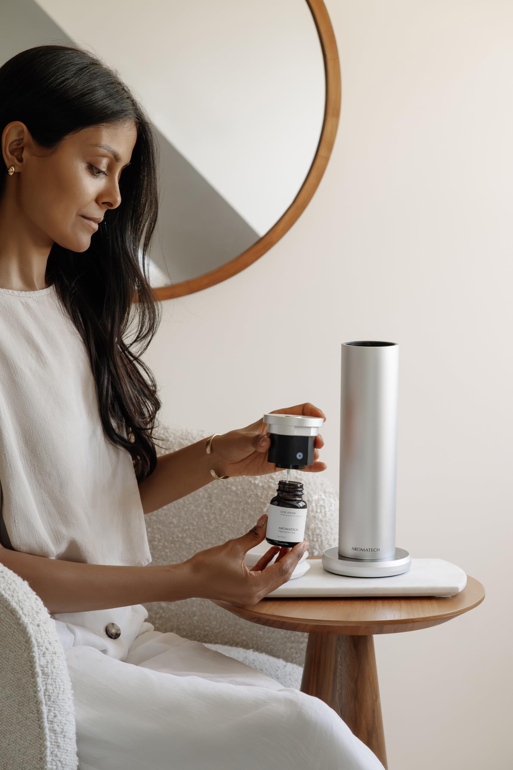 AromaTech AroMini BT Plus funcionamiento silencioso y eficiente para entornos.