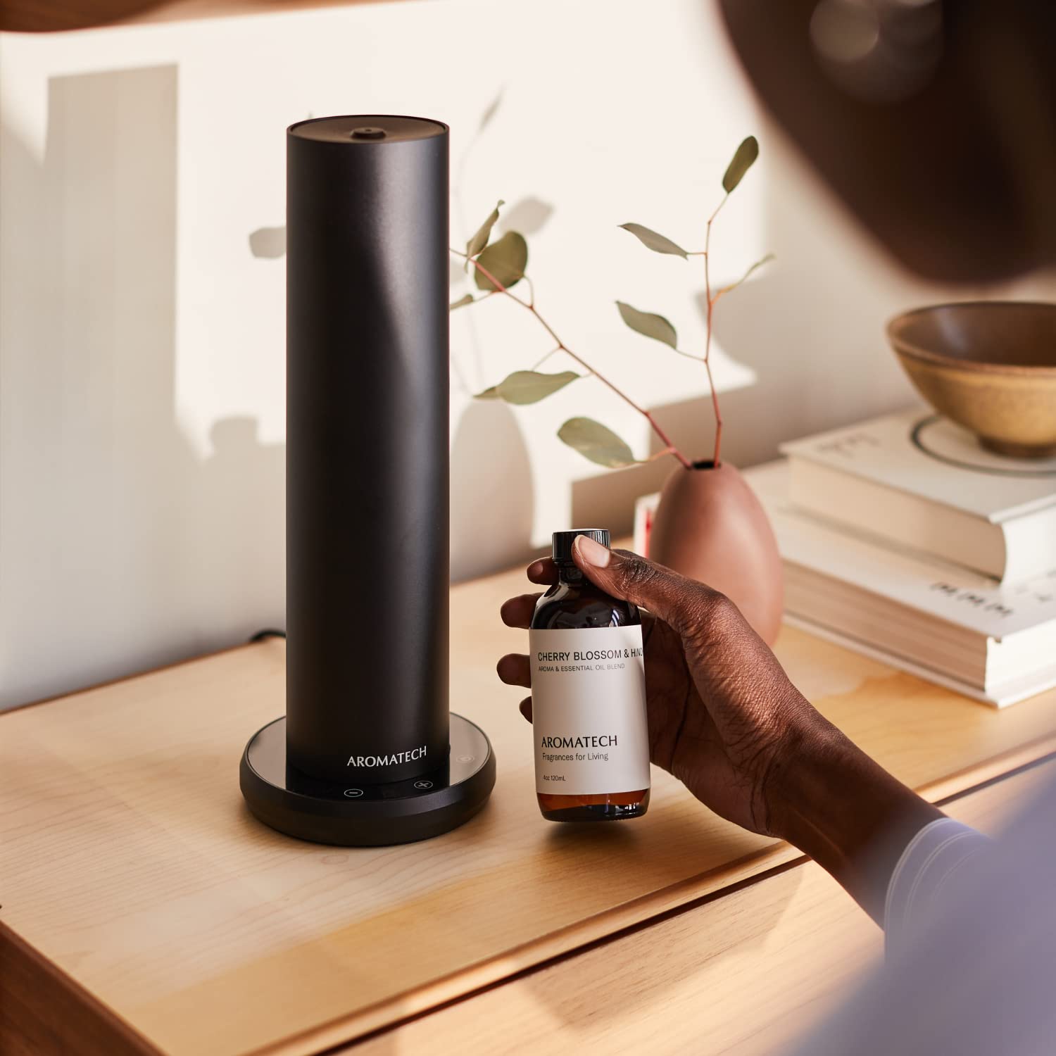 AromaTech Mezcla esencial: aroma complejo para ambientes elegantes.