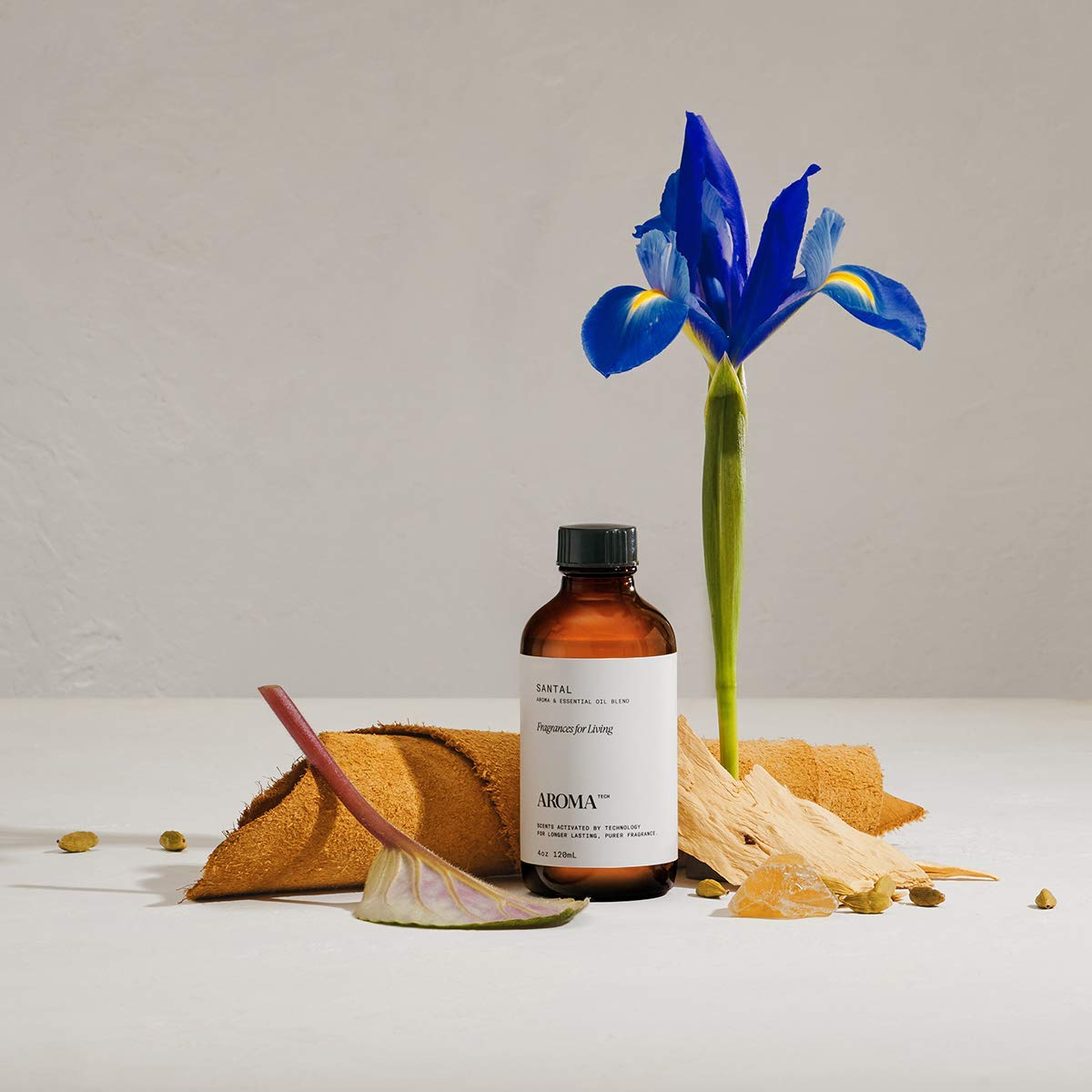AromaTech presentacion-difusor-hogar: aroma duradero para ambientes acogedores.