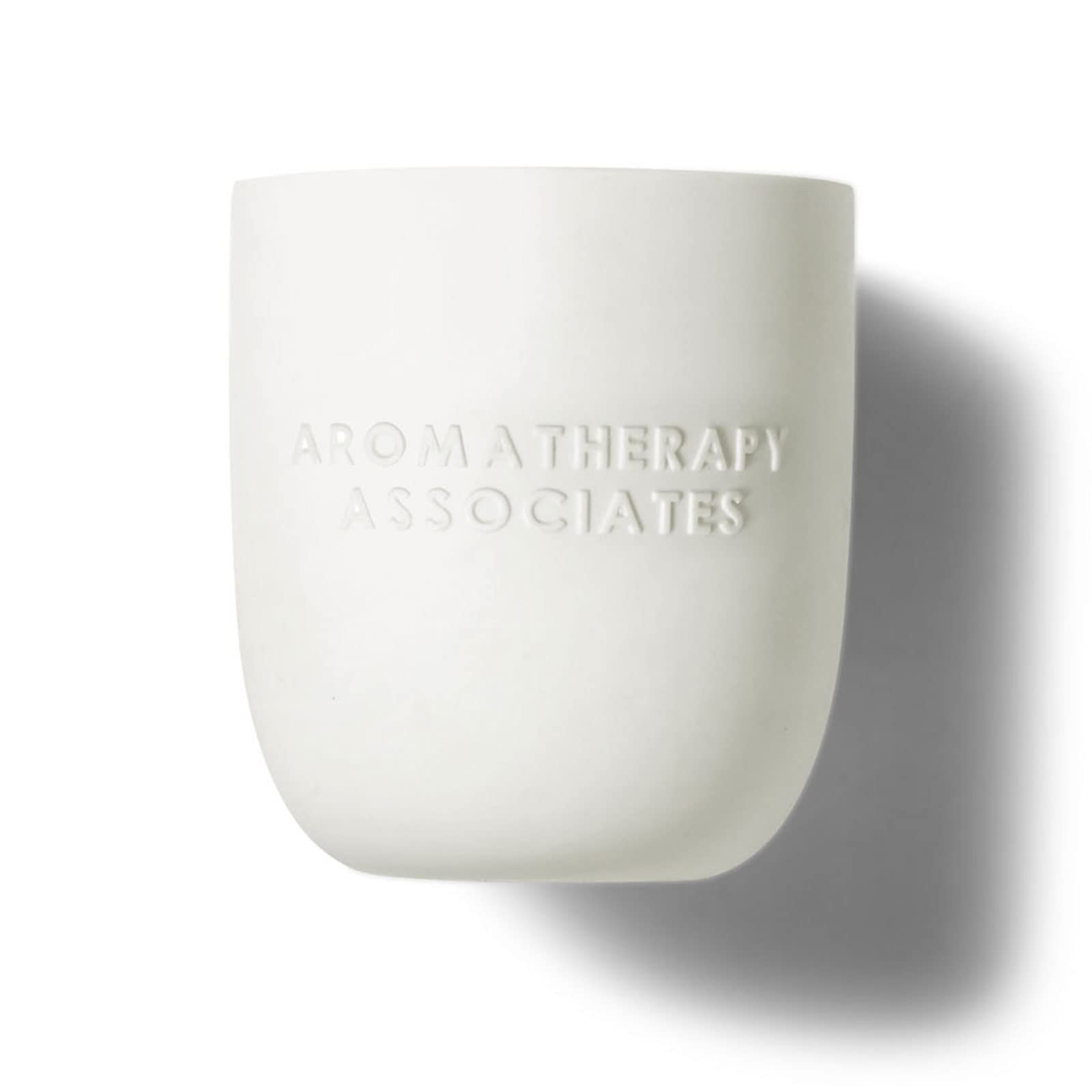 Vela Rosa de Aromatherapy Associates con cera vegana para combustión limpia