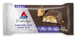 Envase plano de Atkins Endulge Caramel Nut Chew Bar para consumo práctico.