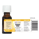 Aura Cacia Buddha Wood en jojoba: textura ligera que se absorbe rápido.