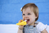 Baby Banana: material sin BPA y ftalatos para morder seguro.