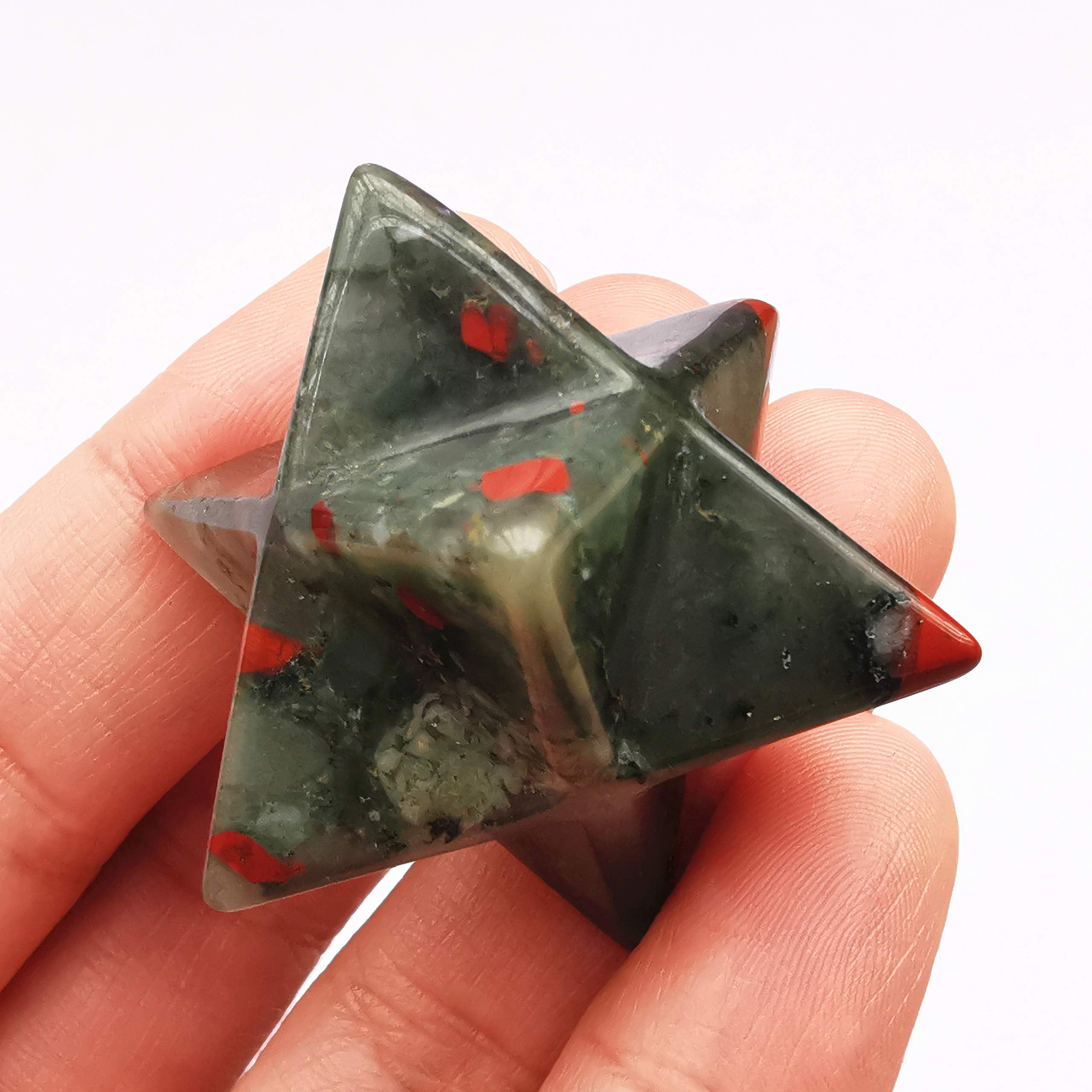 Bacatgem Merkaba de cristal enfocado en protección y centrado durante la práctica.