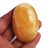 Piedra natural tallada a mano de Bacatgem, pieza única para equilibrio.